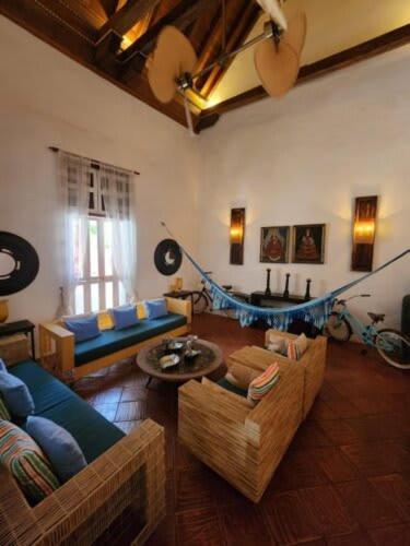 Divine 4br House With Pool In Сasa de vacaciones
