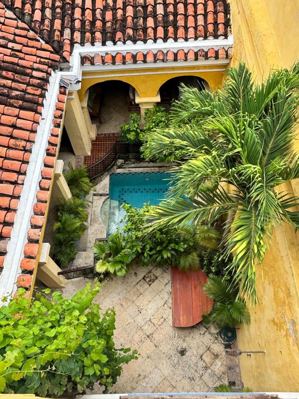 Divine 4br House With Pool In Сasa de vacaciones *